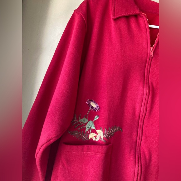 Vintage Red Floral Hand Embroidered Full Zip Fleece Jacket - Picture 3 of 7